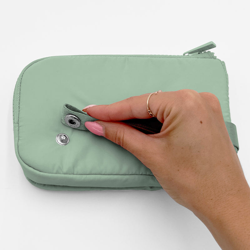 WALLET AND FUNCTIONAL POUCH WITH SNAP BACK WRISLET