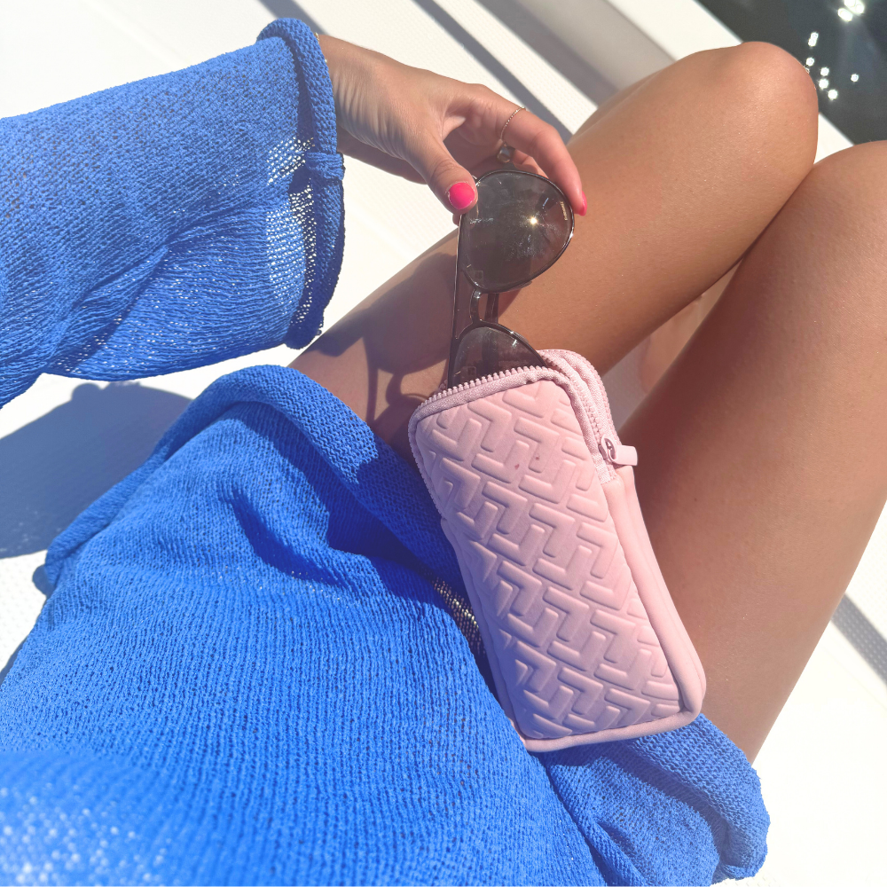 NEOPRENE DOUBLE EYE GLASS CASE WITH CARABINER - BLUSH